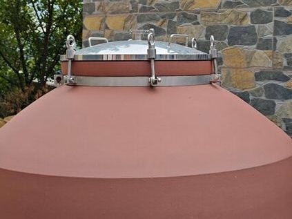 the amphora stainless steel cap